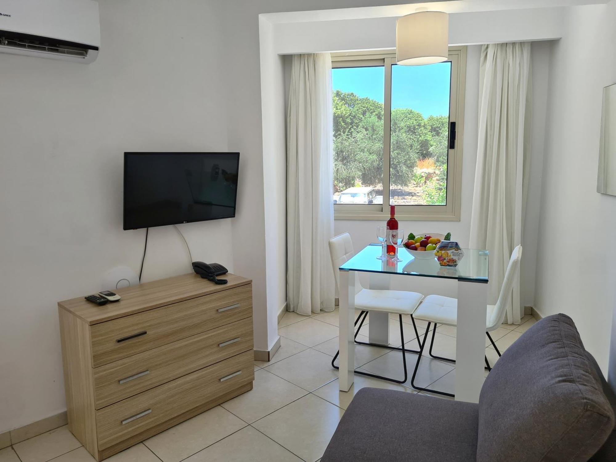 Aparthotel Basilica Paphos