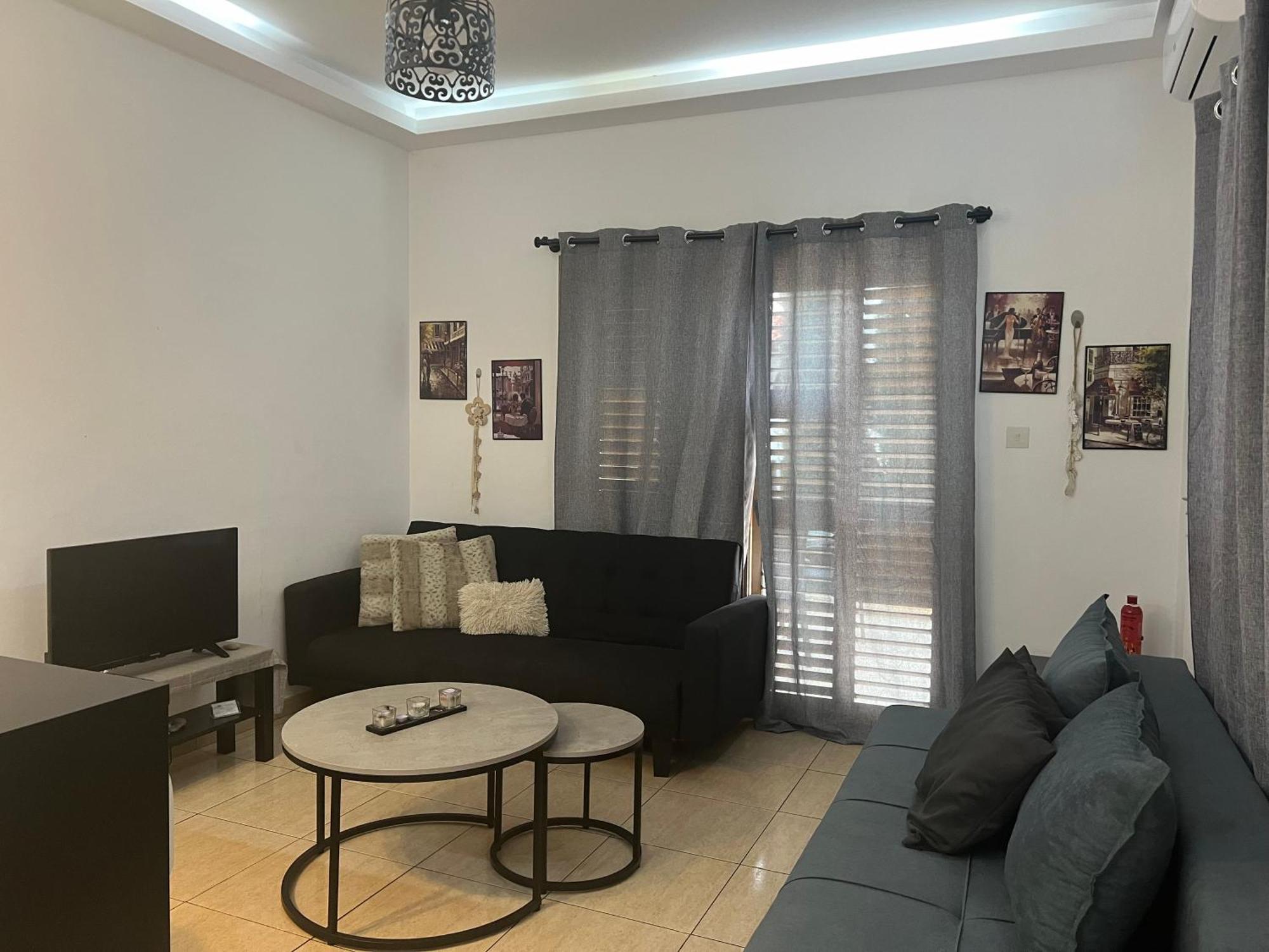 Apartment Charalambous *