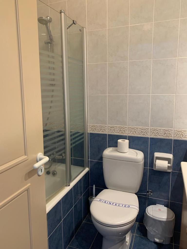 Regina Gardens - Spacious 3 Bed, 2 Bath Maisonette *