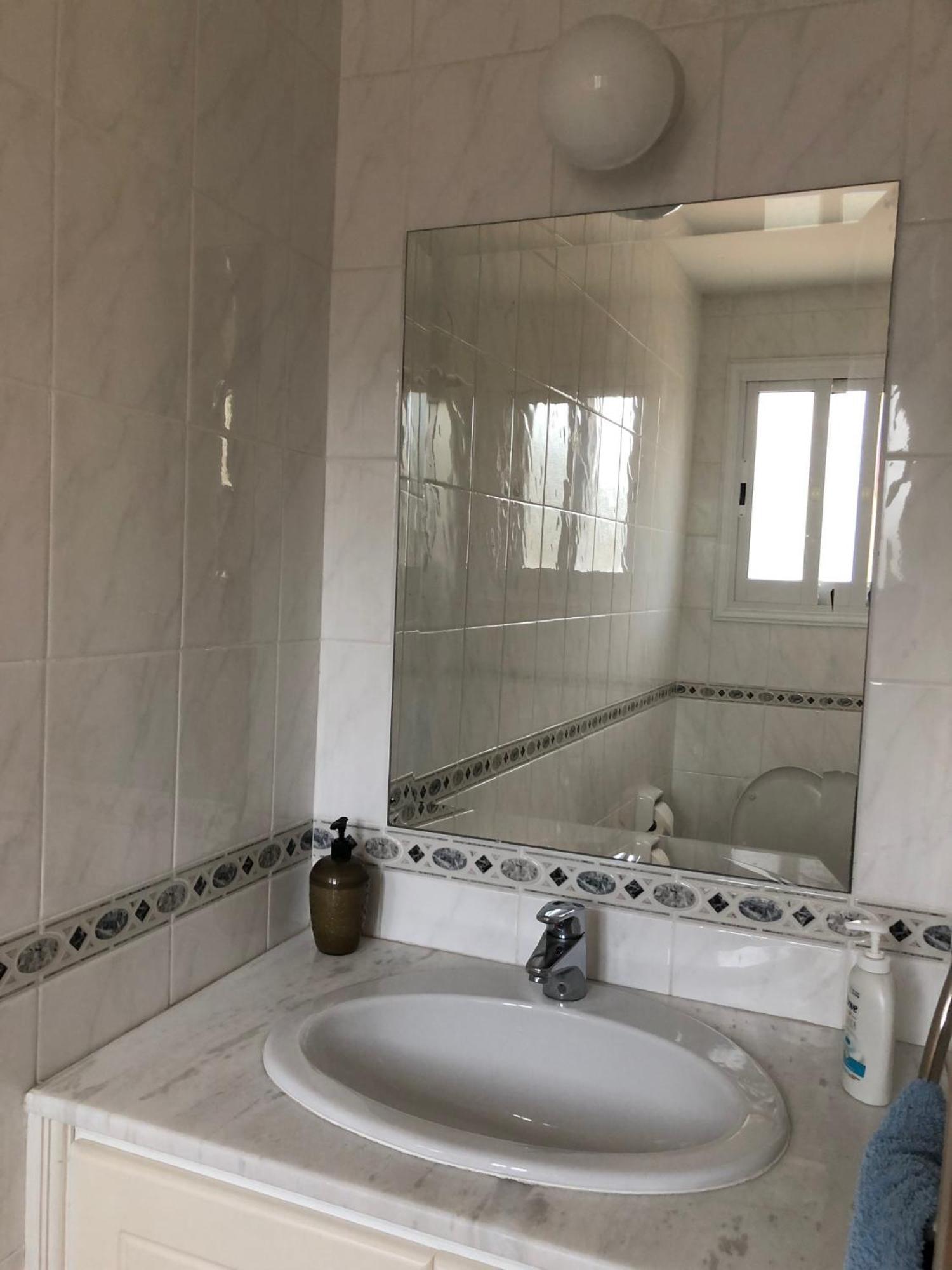 Holiday home Regina Gardens - Spacious 3 Bed, 2 Bath Maisonette *