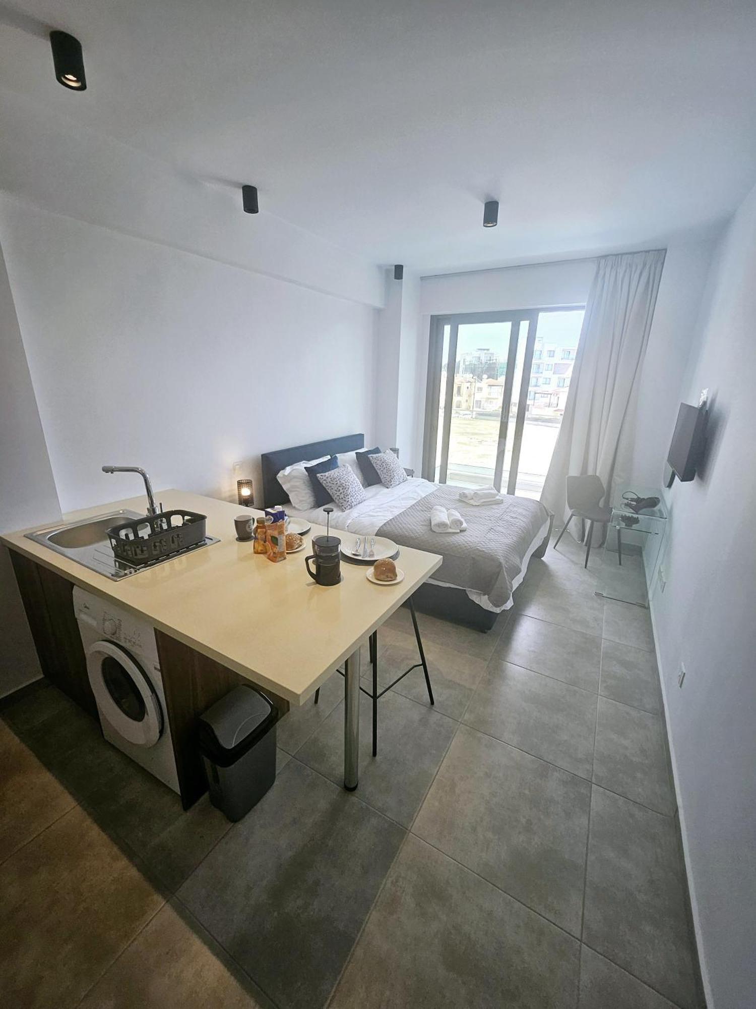 New, Modern Studio, Universal Residences Paphos