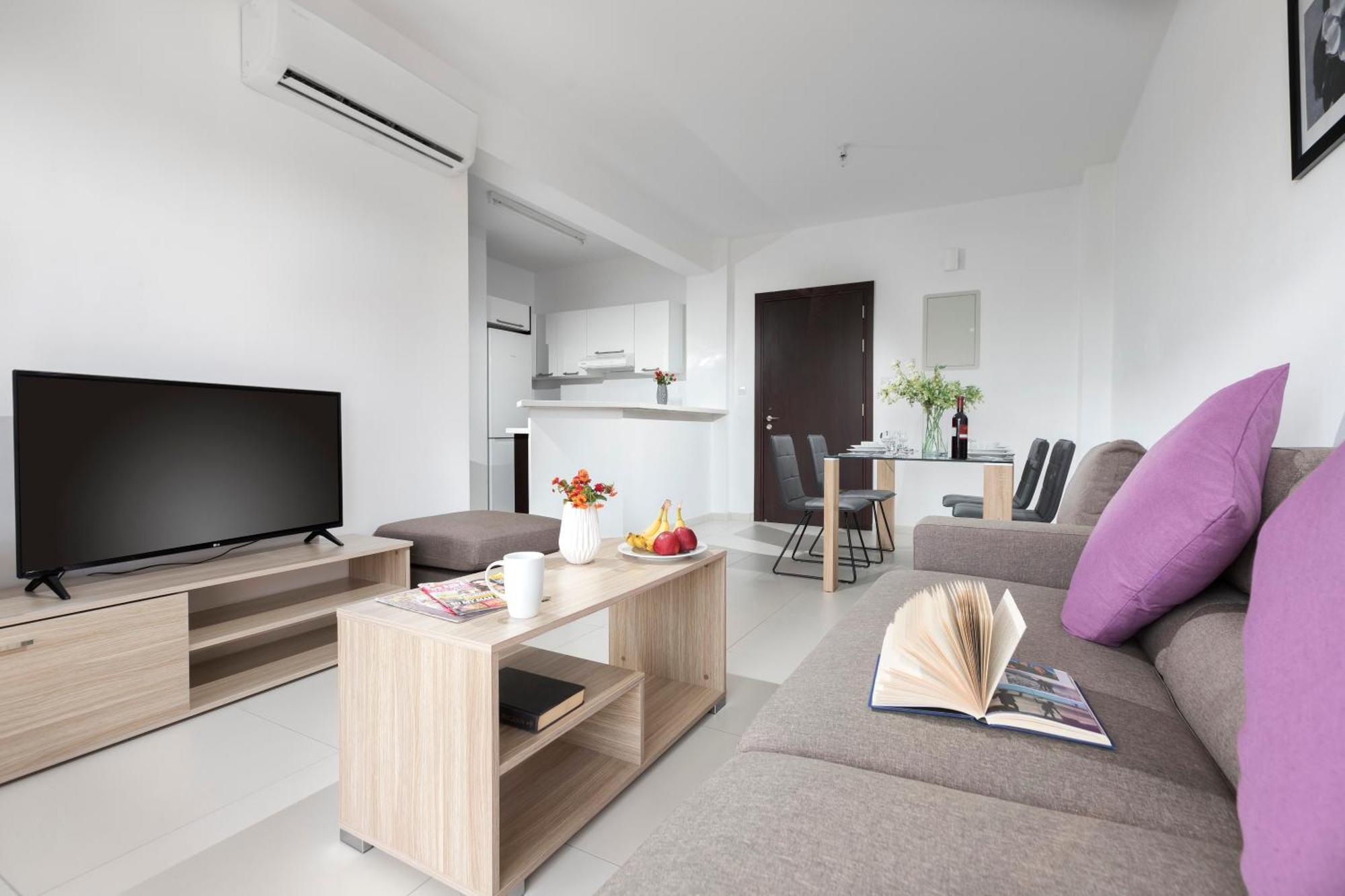 Resitour - Aphrodite Gardens Apartment
