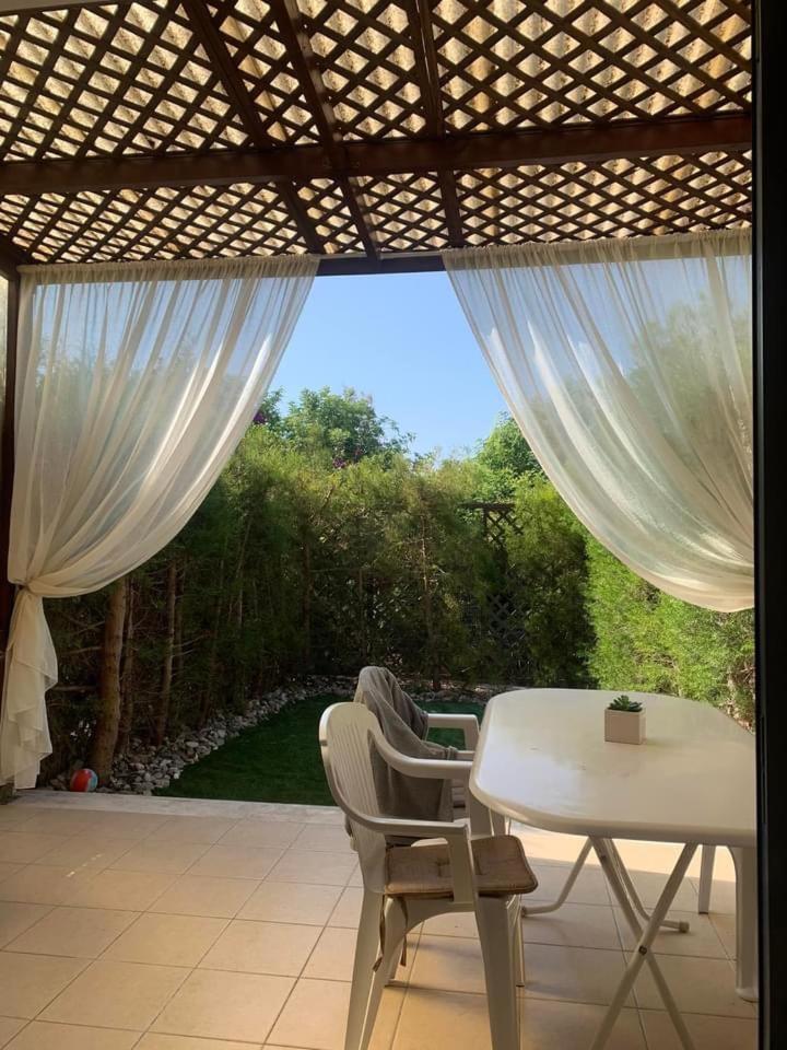 Elysia Park 2 Bedroom And Garden *