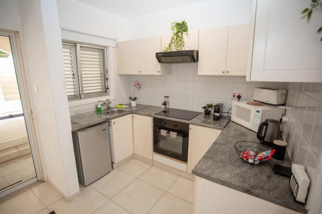 Apartment Estea - Rhea's Cozy 1 Bedroom Paphos