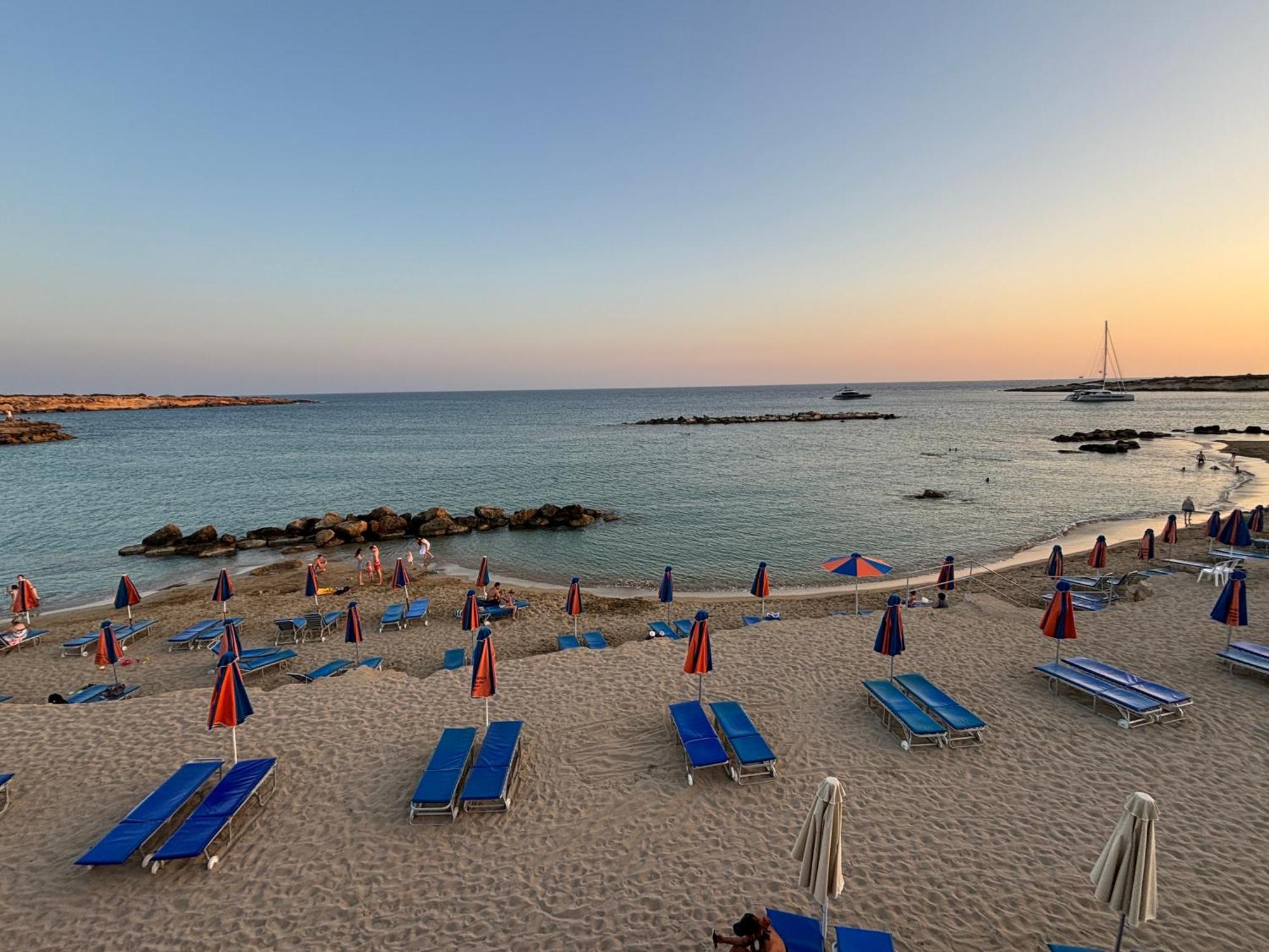 Cozy In Beautiful Complex Paphos