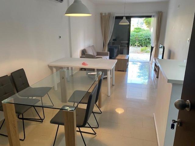 Resitour - Aphrodite Gardens Apartment