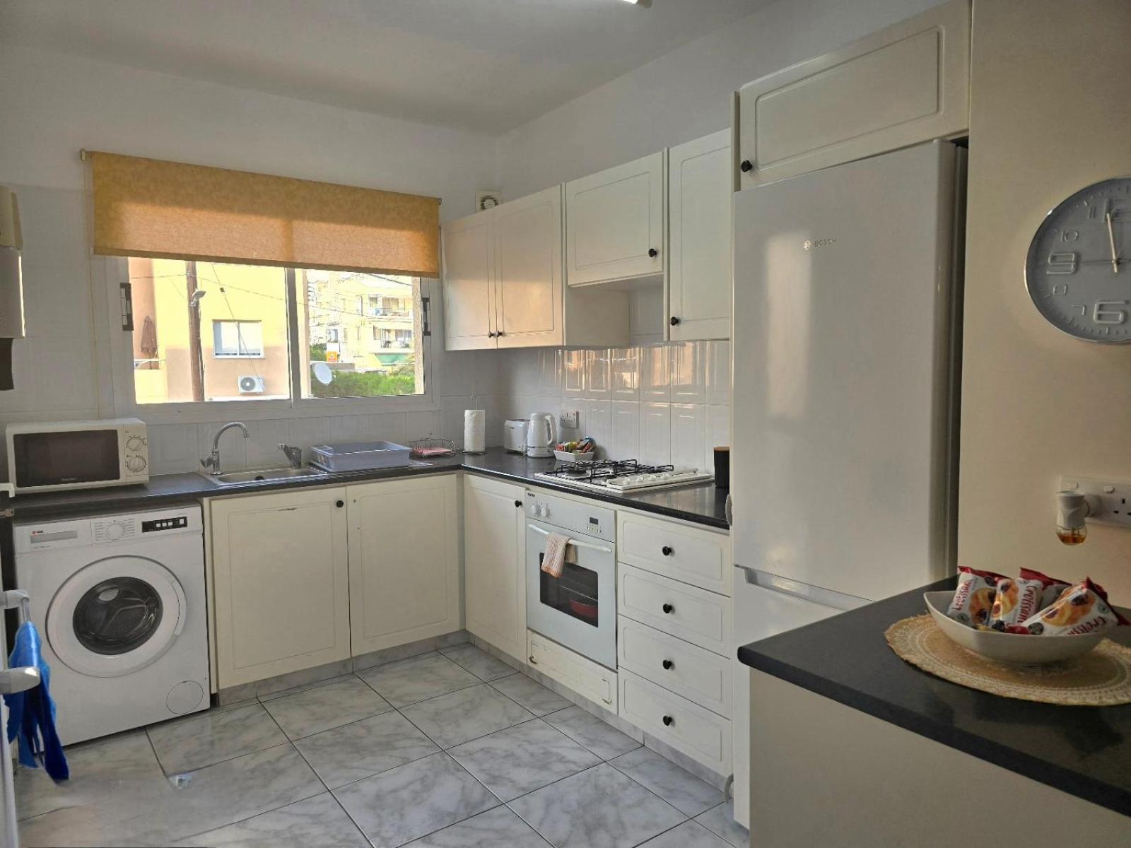 Joanne's Lovely 2 Bedroom Apt. * Paphos