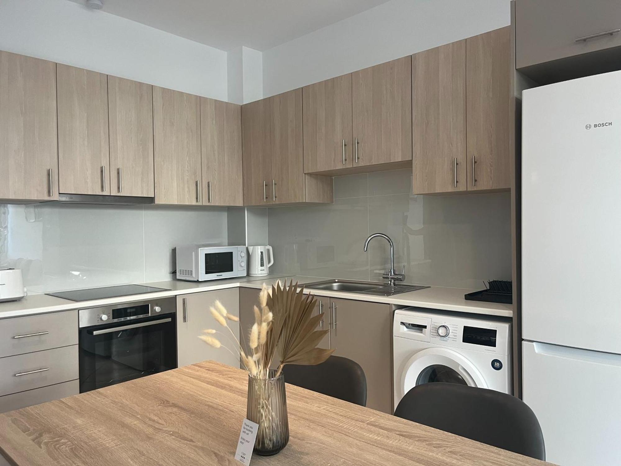 Phaedrus Living Vibe Apartment