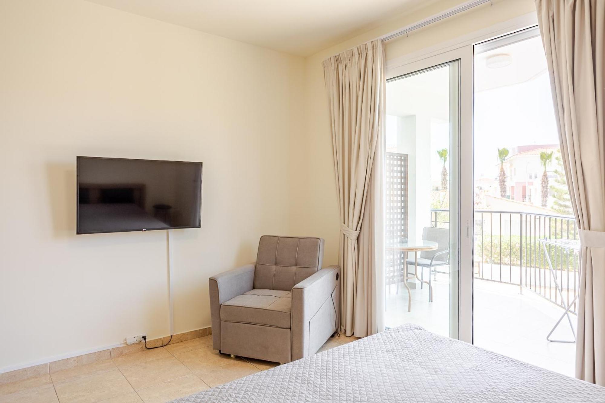 Danaos Seaside 104 With Pool In Tourist Area *
