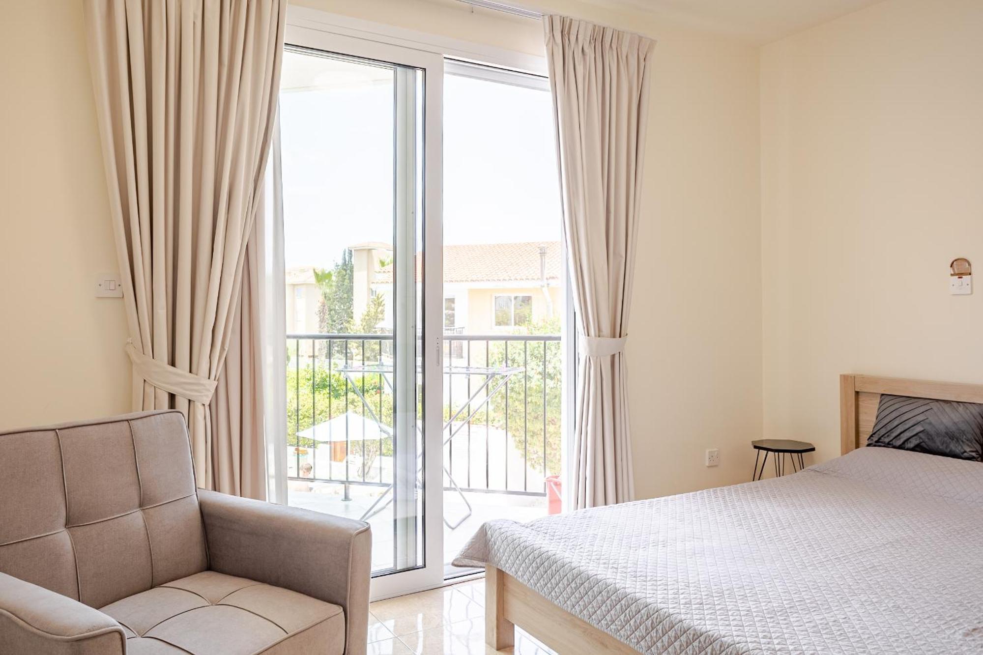 Danaos Seaside 104 With Pool In Tourist Area Paphos