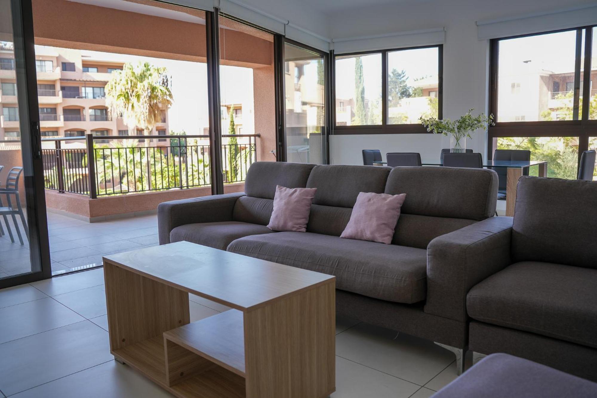 Resitour - Aphrodite Gardens Apartment