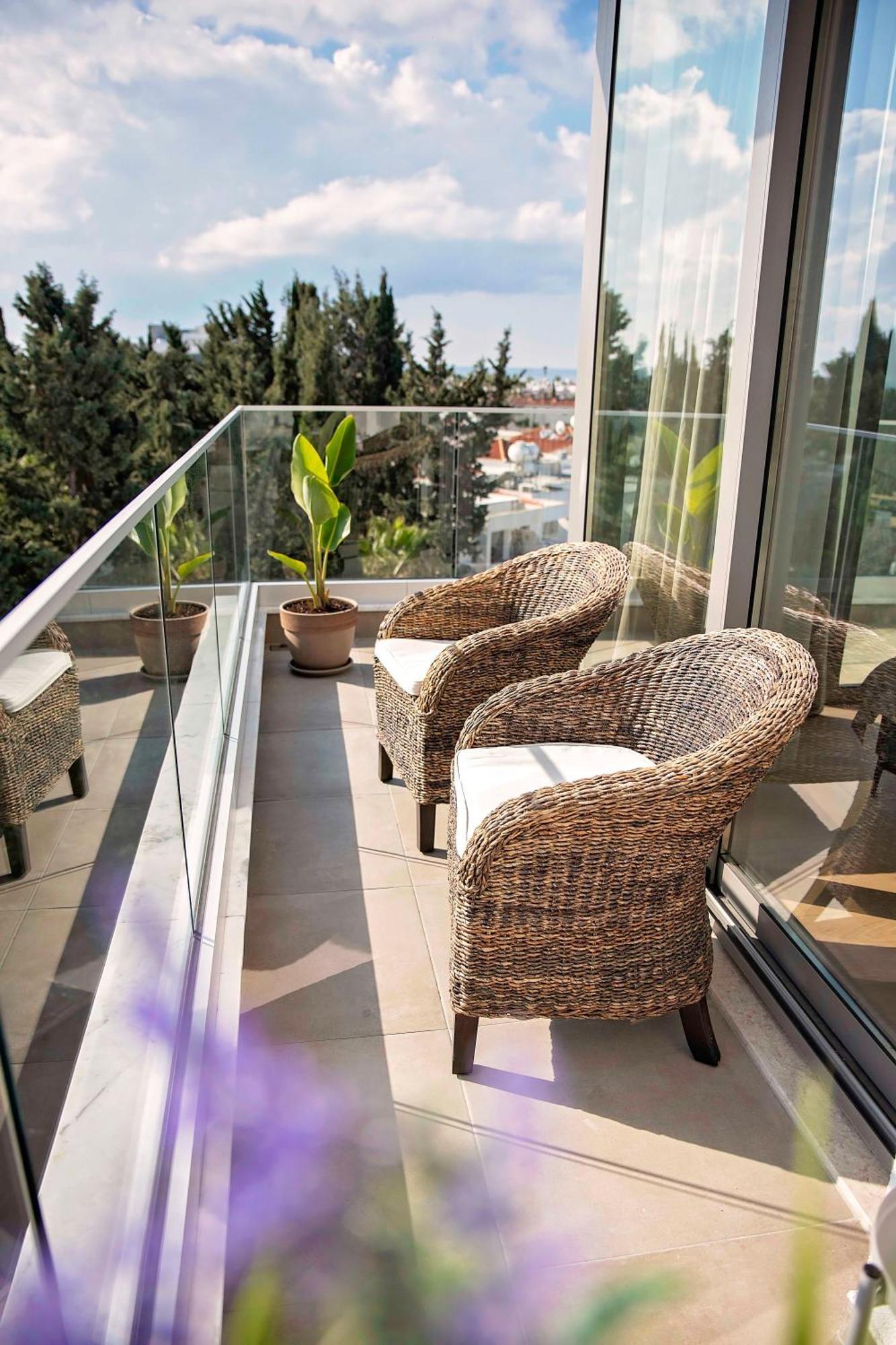Blue Oasis Apartment
