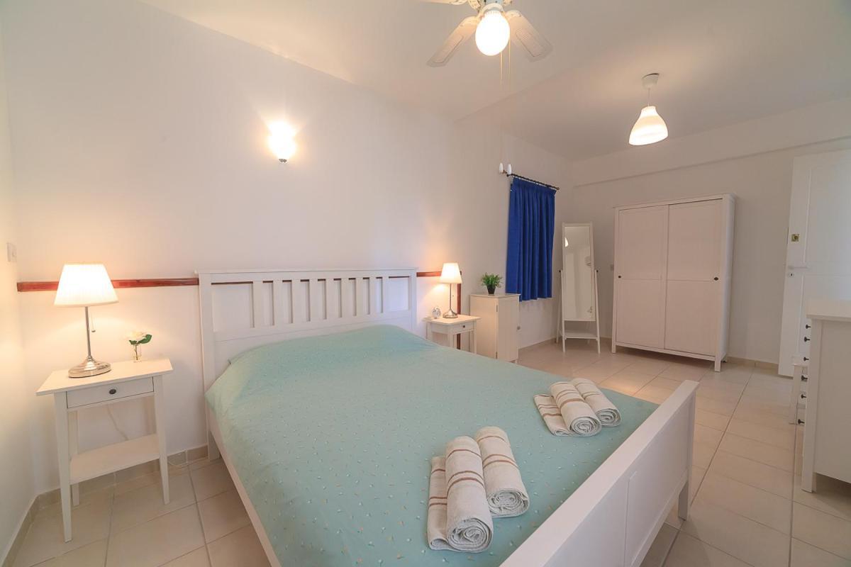 Villa Apollo 63 *