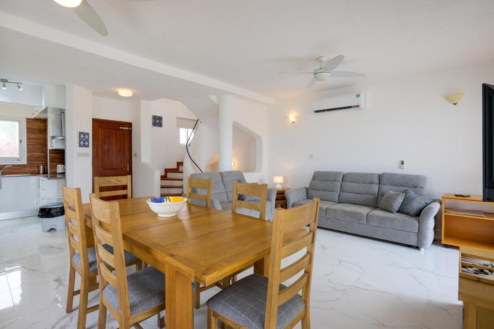Apollo 63 Villa Paphos