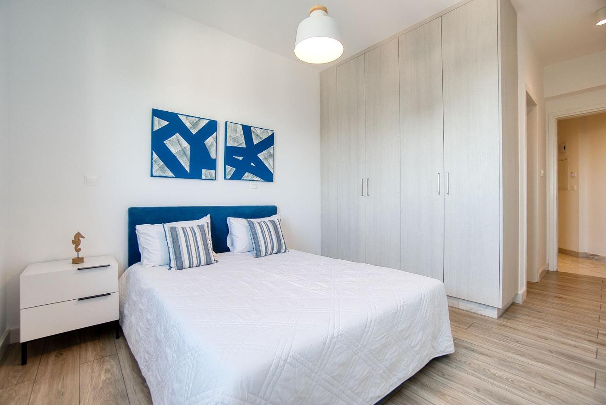 Forest 402 2 Bed