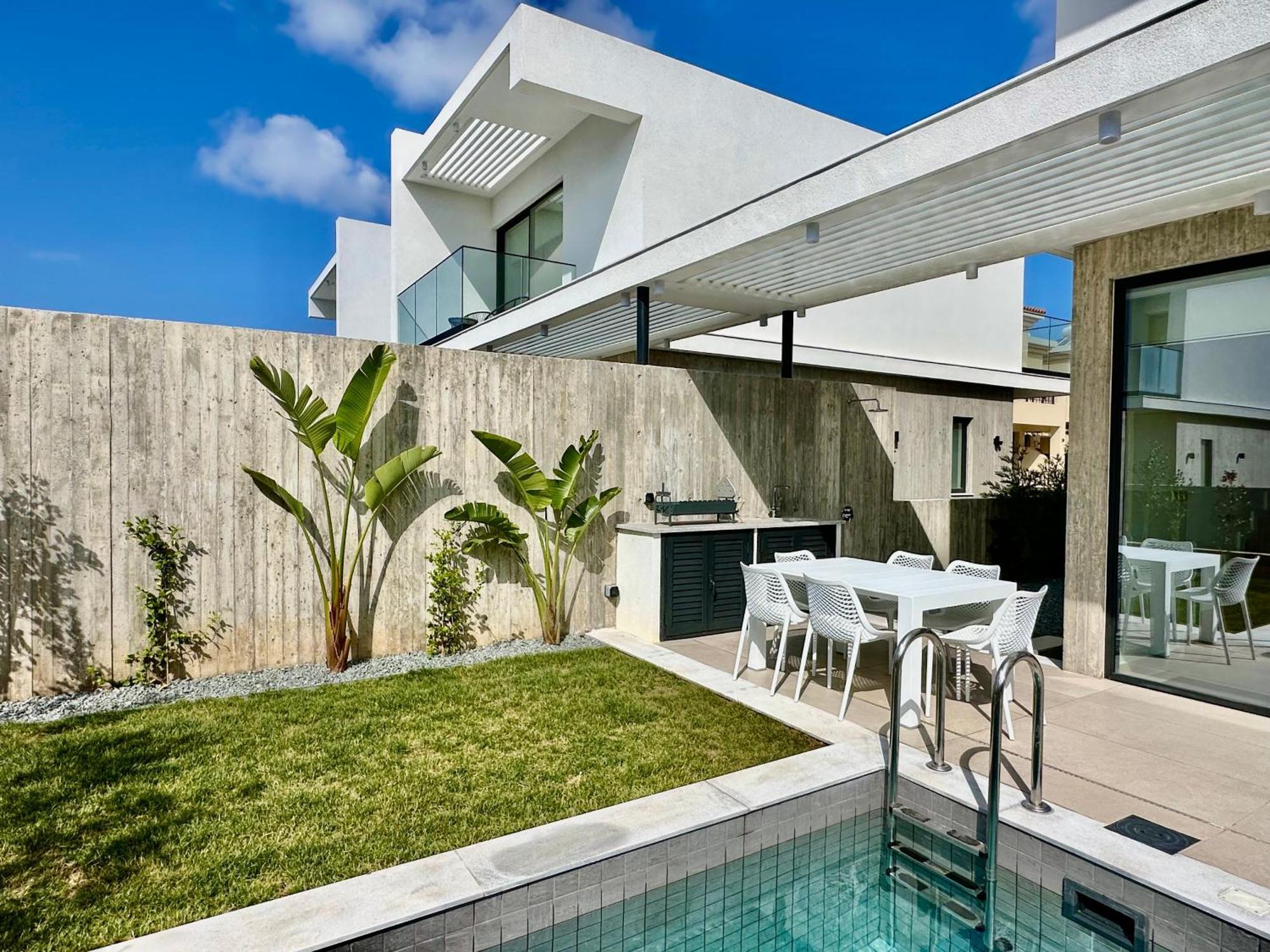 Villa Elysian Blue 2