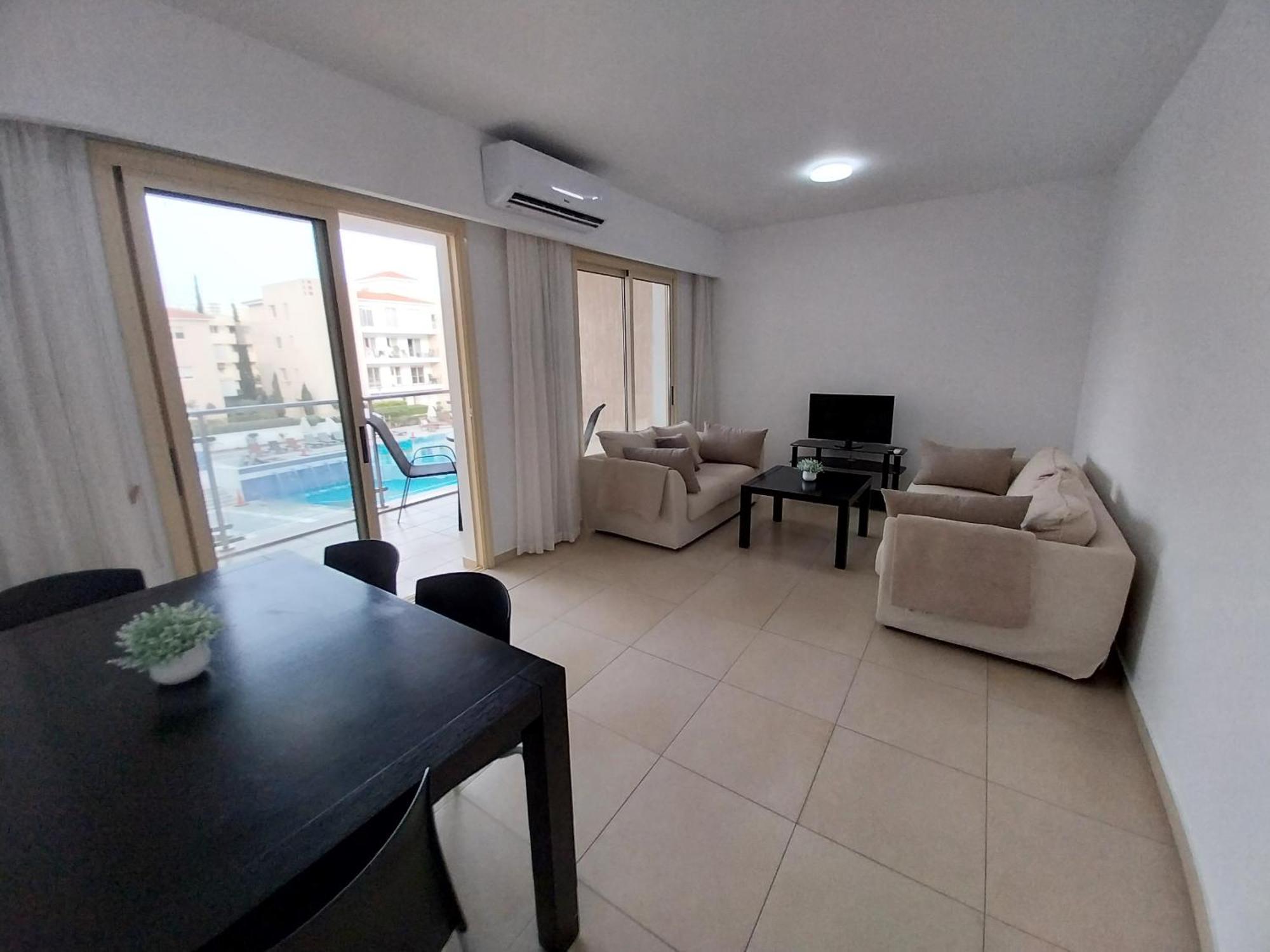 Apartment Luxurious Five Star Amenities