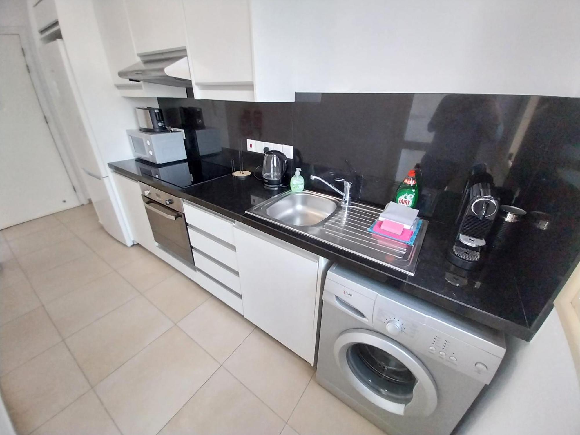 Apartment Luxurious Five Star Amenities Paphos