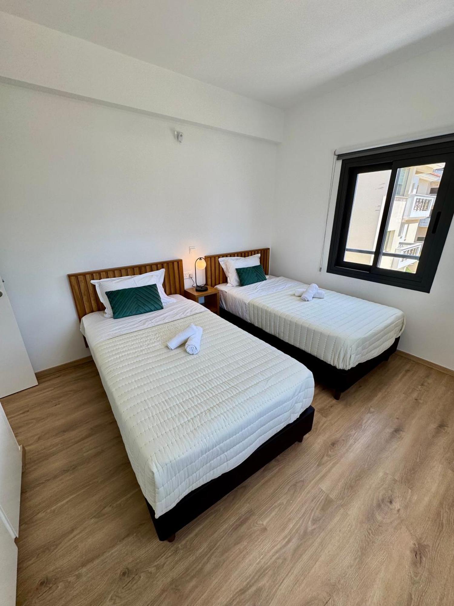 Luxury 2 Bedroom With 2 Balconys And Seaview * Paphos