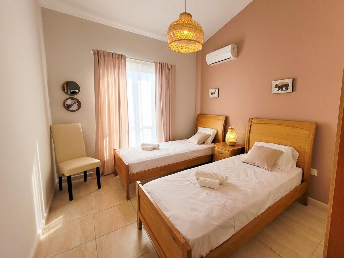 Apartamento Large Comfortable 2 Bedroom 200mbps Wifi Paphos