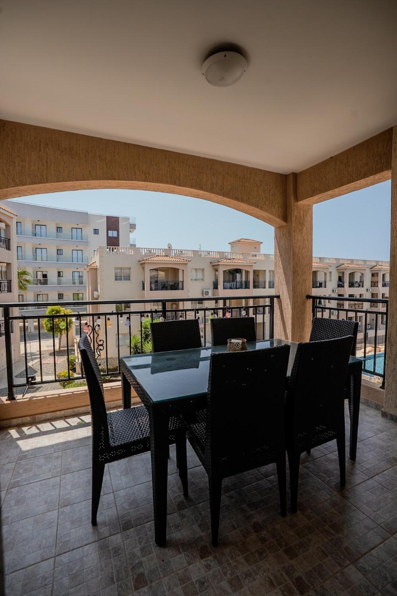 Apartment Anna's Place 2b, Paphos, Pool