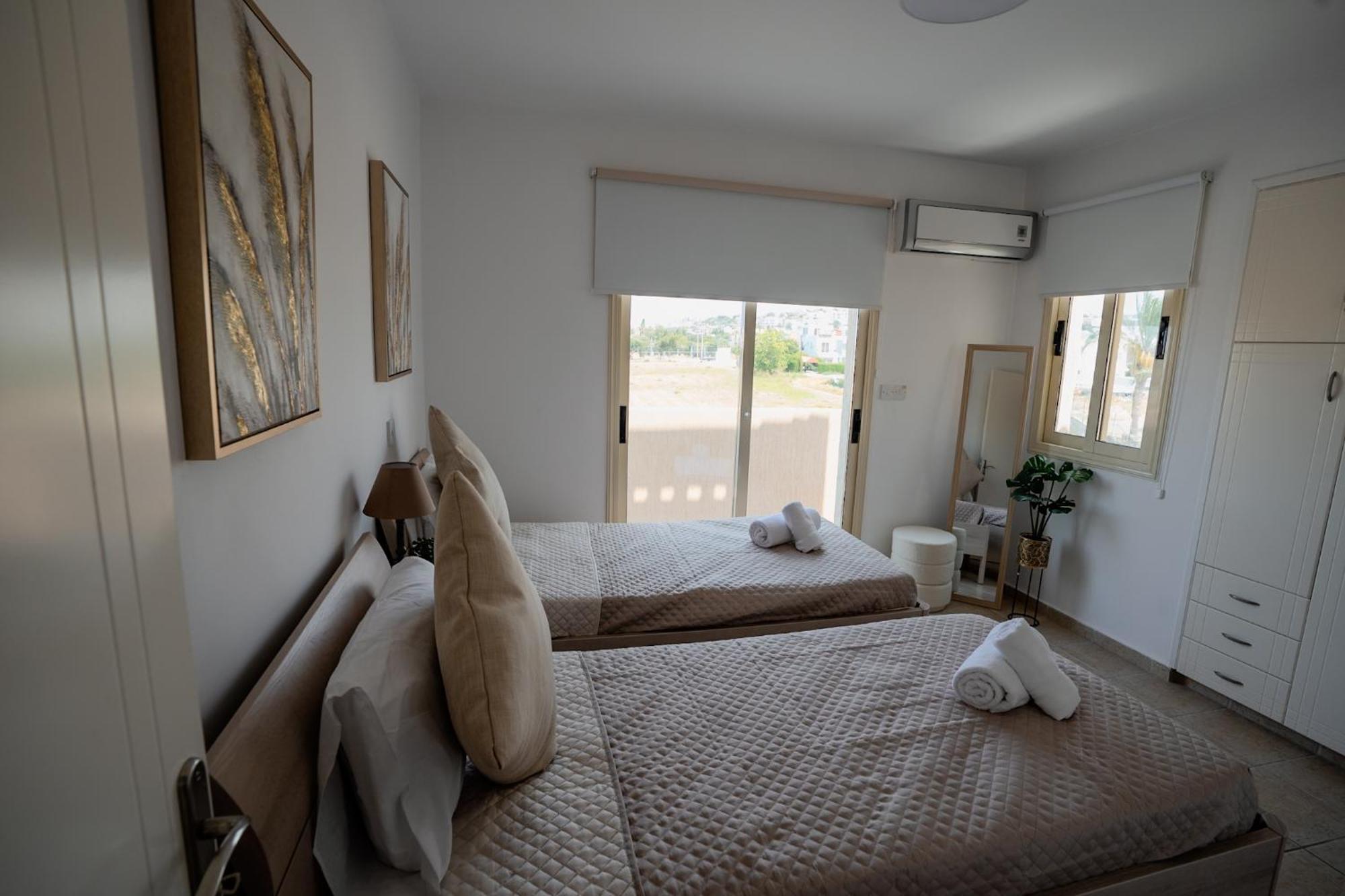 Apartment Anna's Place 2b, Paphos, Pool *