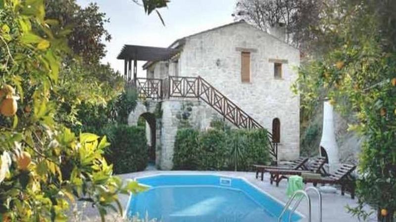 Hotel Z & X Holiday Villas