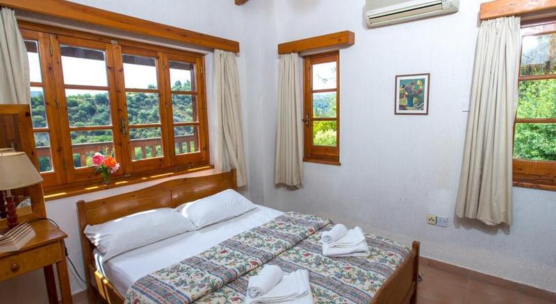 Hotel Z & X Holiday Villas