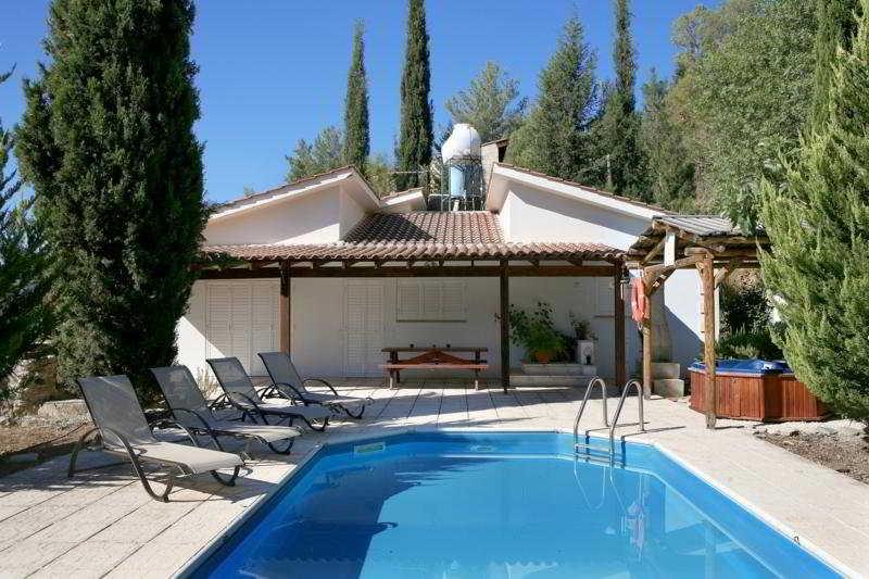 Hotel Z & X Holiday Villas 4*