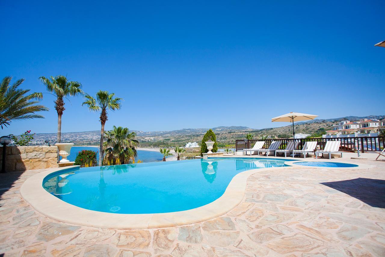 Oasis Paphos