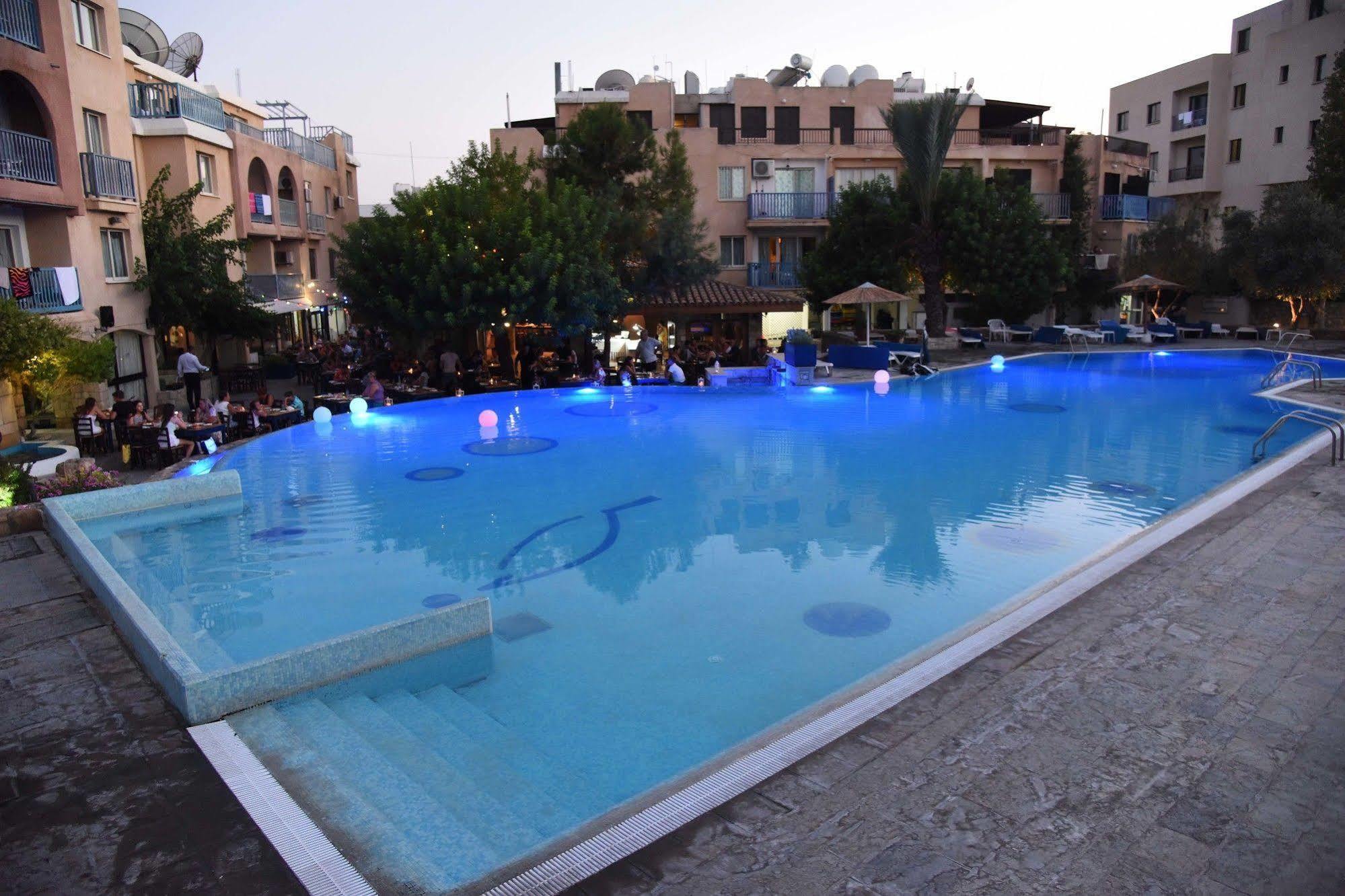 Basilica Aparthotel Paphos