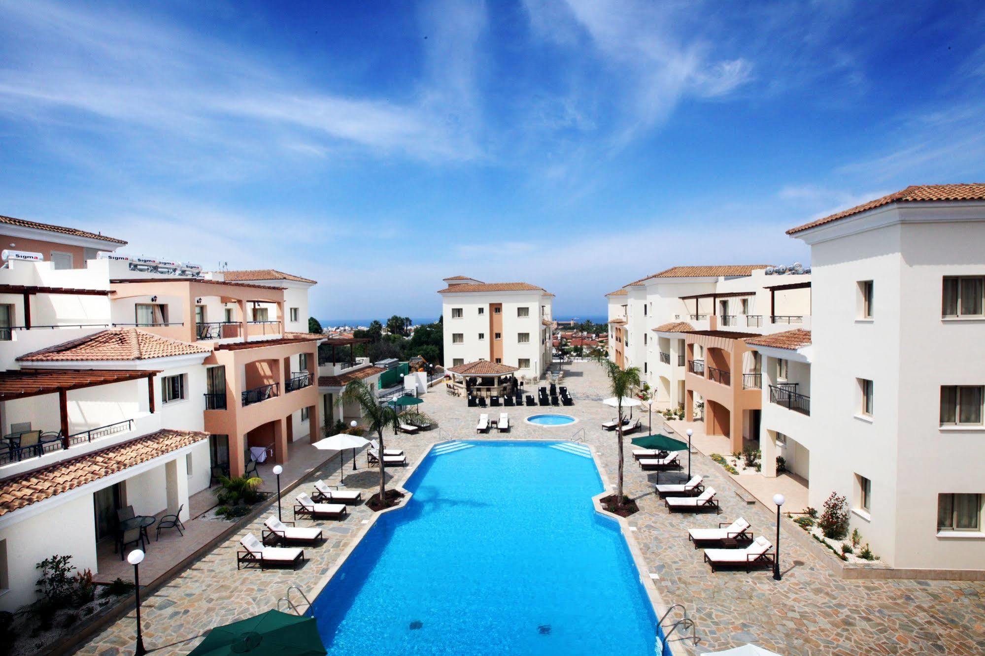Oracle Exclusive Aparthotel Paphos