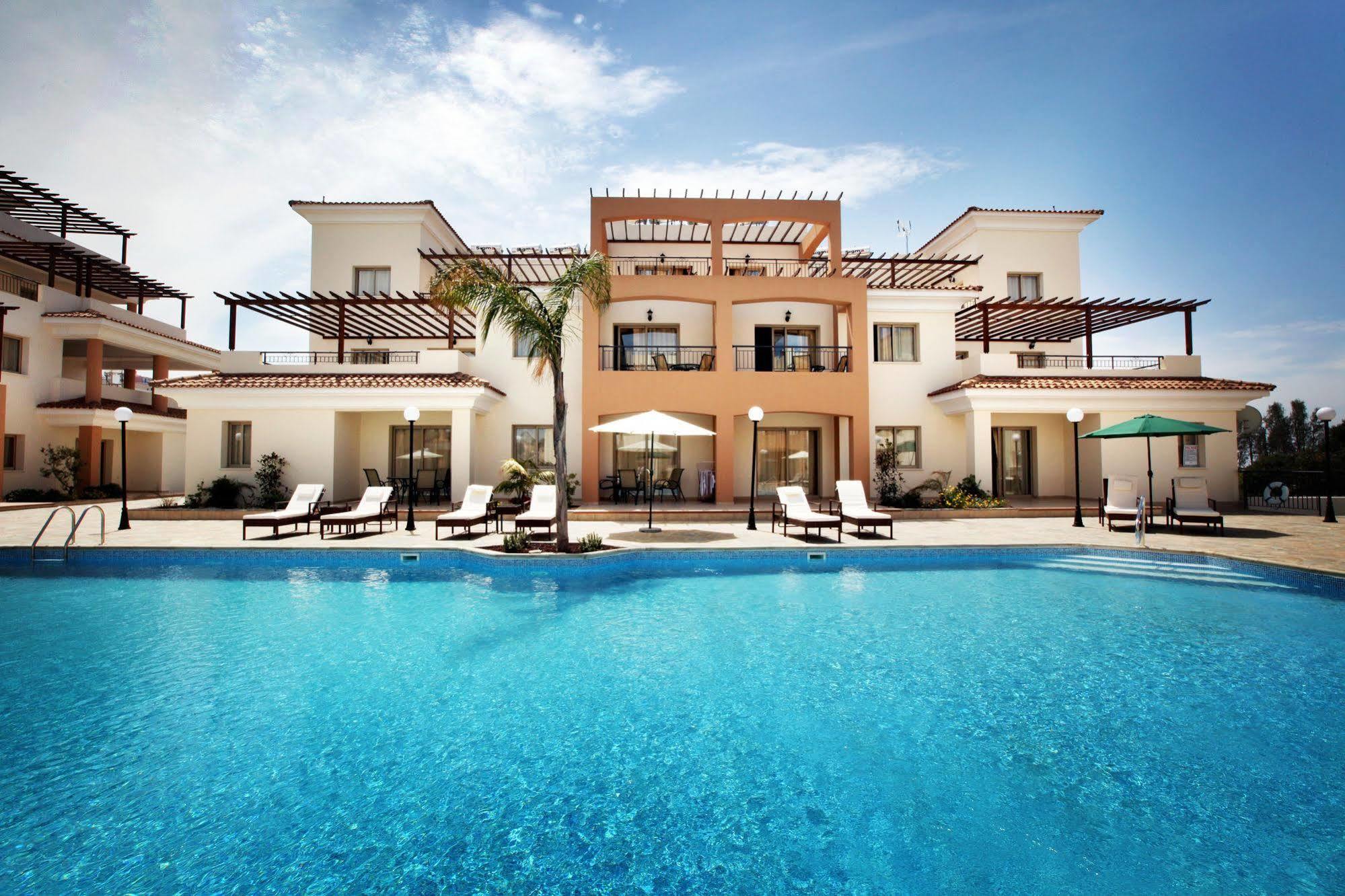 Oracle Exclusive 4* Paphos