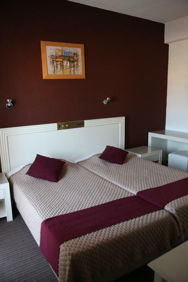 King's Hotel 2*