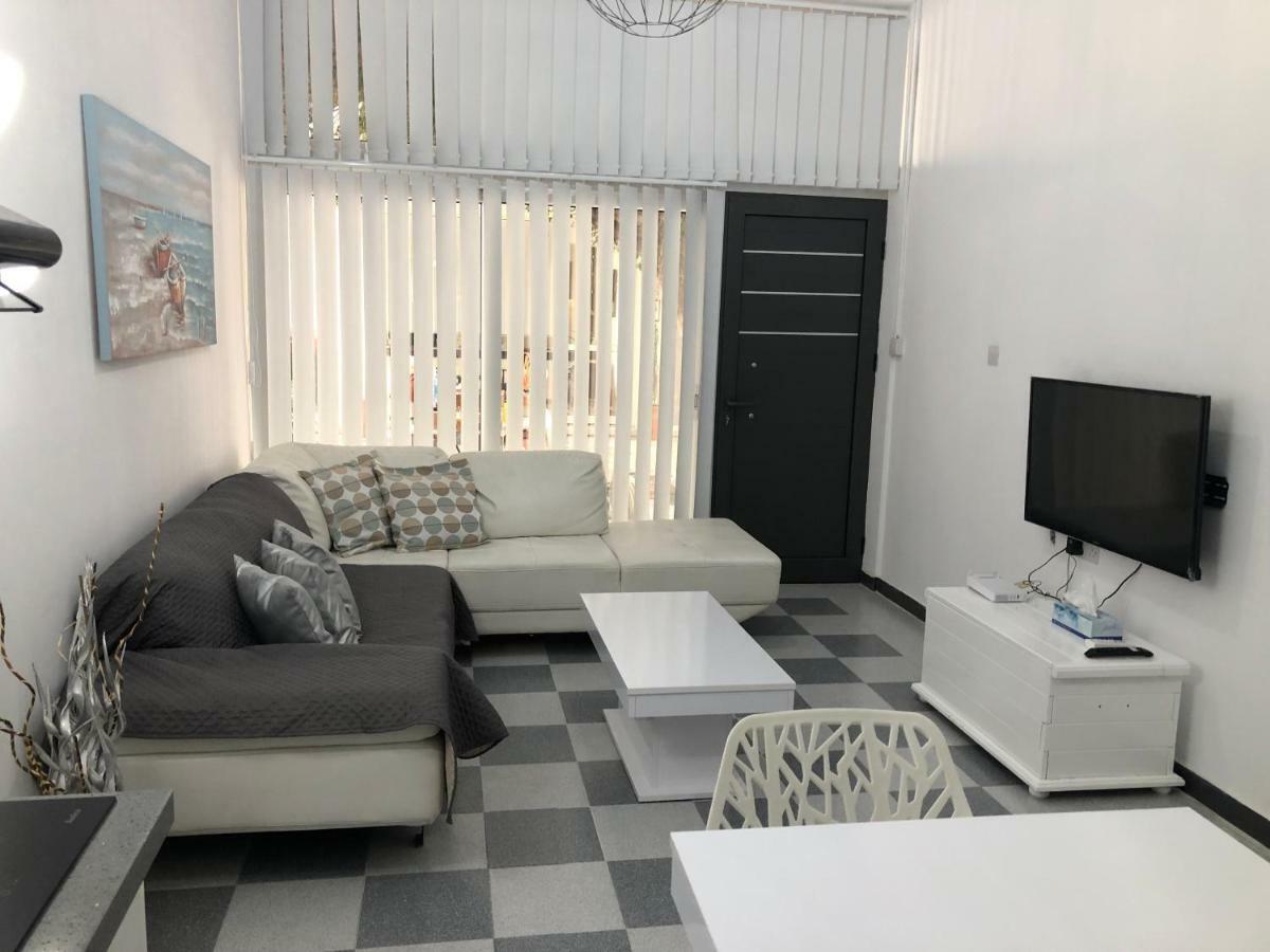 Apartment Limnaria Modern Paphos