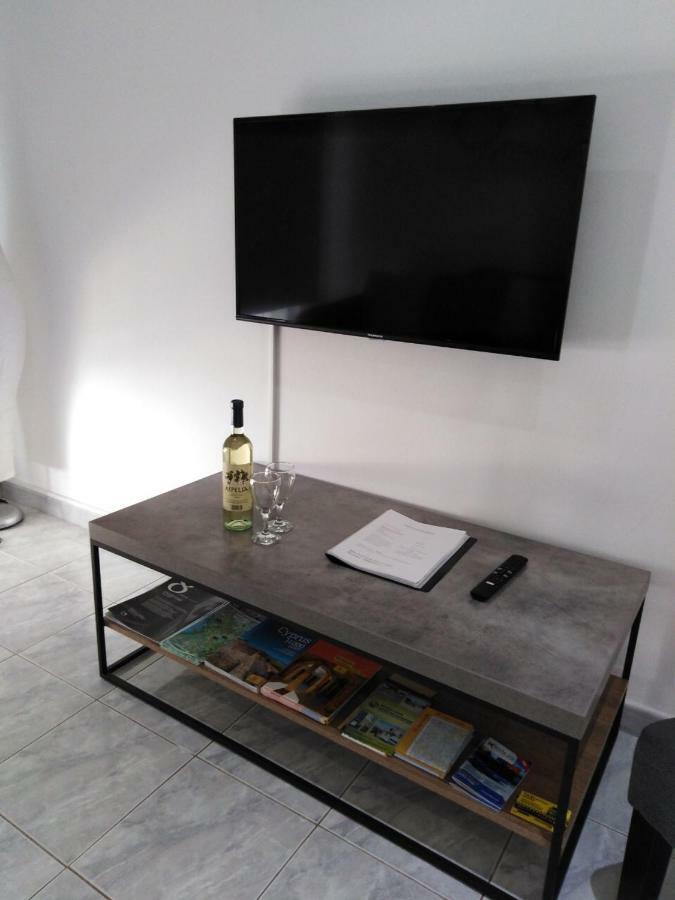 Modern In Town Centre * Paphos