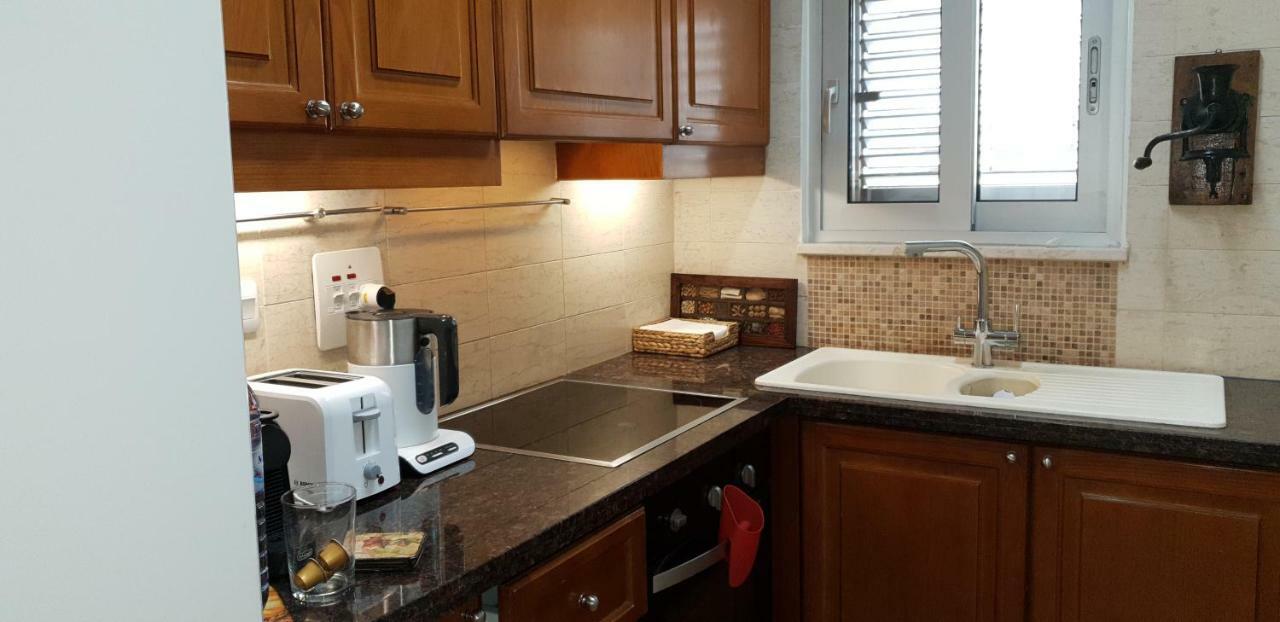 Poseidon's Luxury Apartment Paphos