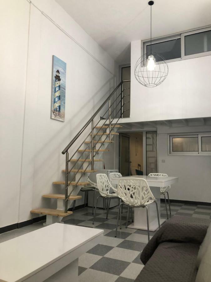 Limnaria Modern *
