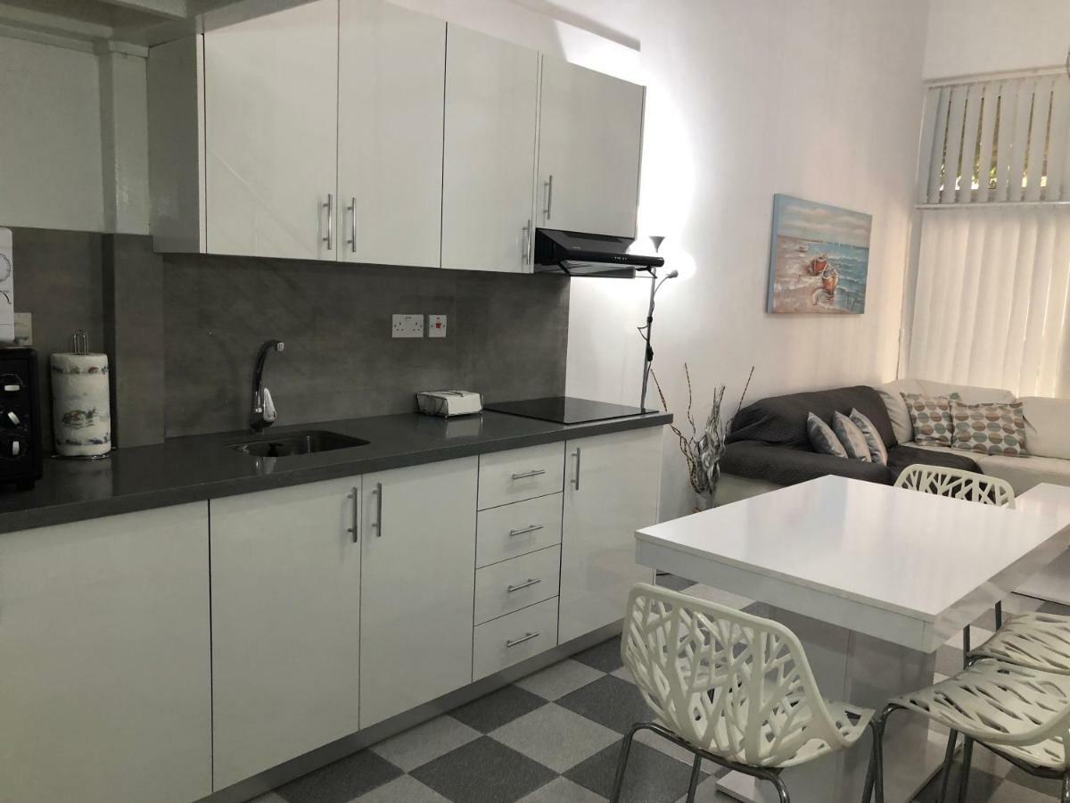 Apartment Limnaria Modern Paphos