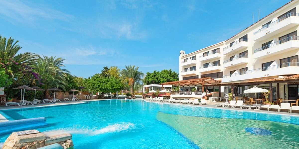 Apartamento 2 Bedroom Townhouse, Close To Harbour, Use Of Onsite Facilities