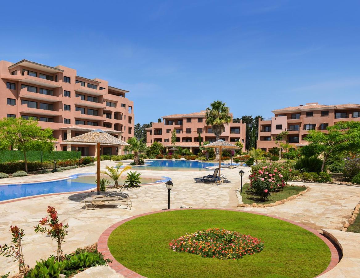 Resitour - Aphrodite Gardens Apartment